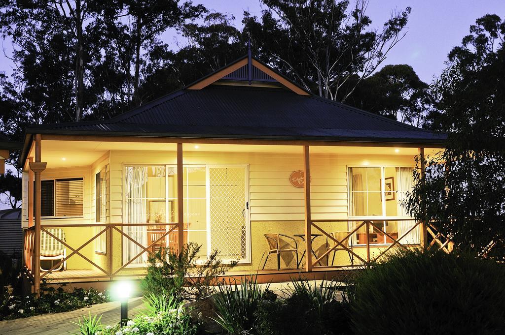 Waverley House Cottages Lakes Entrance Esterno foto