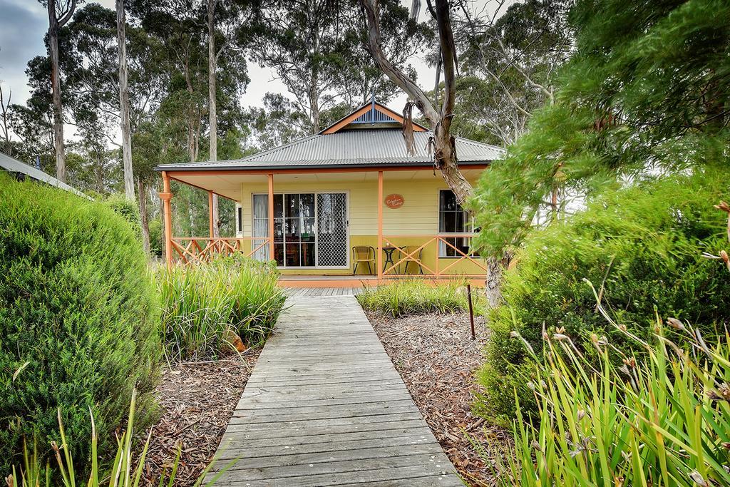 Waverley House Cottages Lakes Entrance Esterno foto